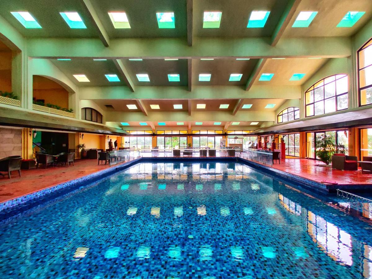 Fariyas Resort Lonavala Exteriér fotografie